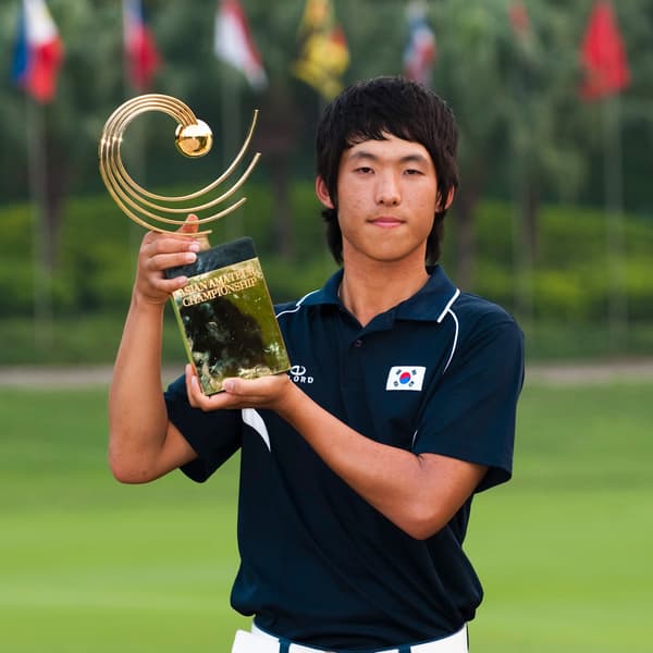 Changwon Han