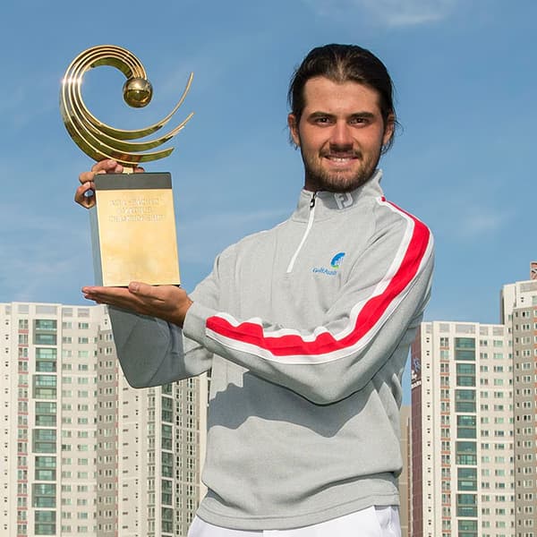 Curtis Luck