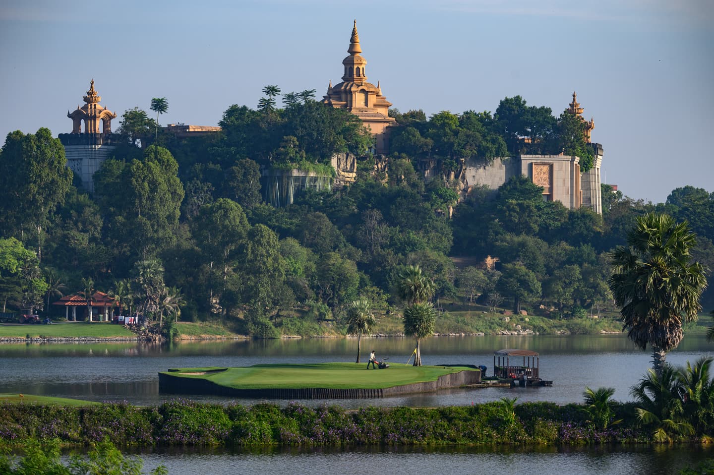 Amata Castle and No. 17