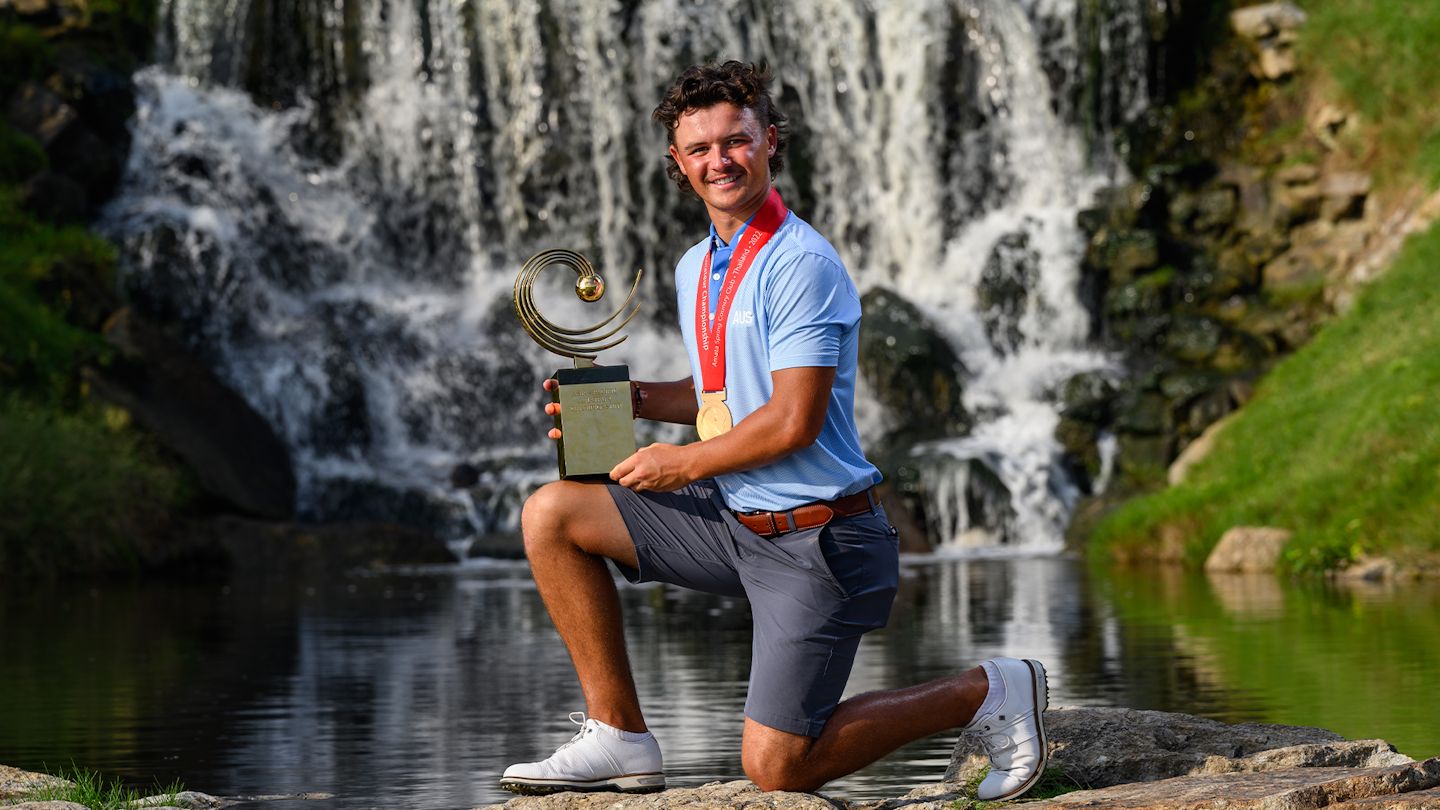 Crowe Celebrates with AAC Trophy at Amata Spring